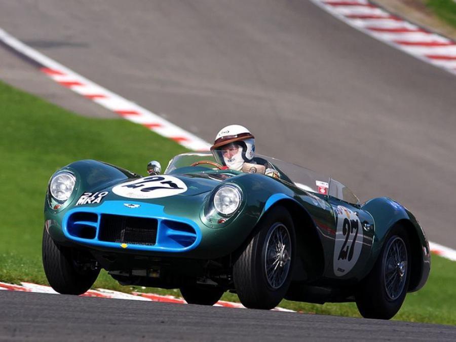  Aston Martin DB3 S (Covered Headlights) 1953 года  (фото 1 из 4)